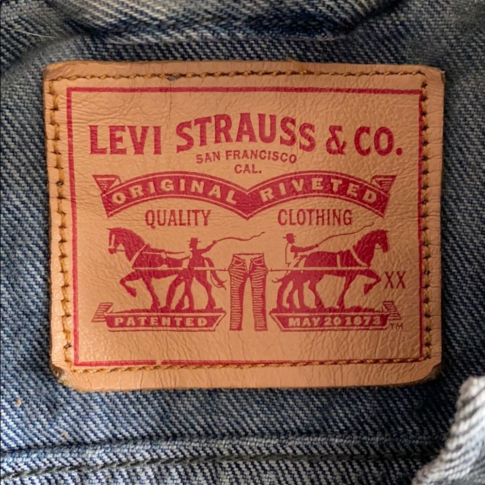 Levi Denim Jacket - image 3